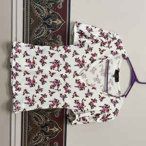 Floral top